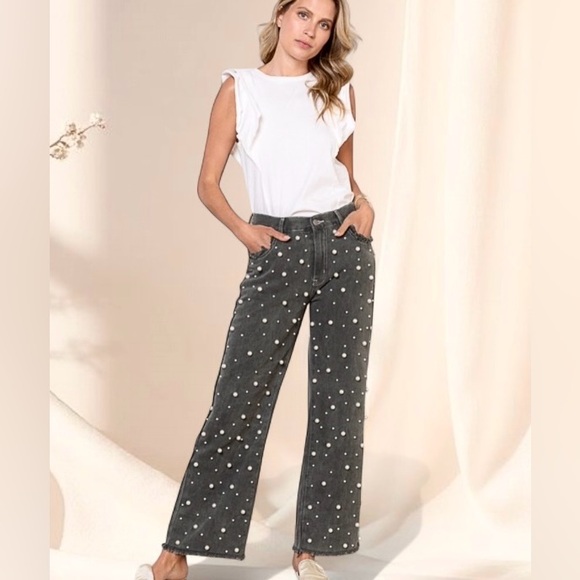 POL The Pearl Drop Jeans Distressed Straight-Leg Beaded Denim in Smoky Charcoal - Picture 7 of 7